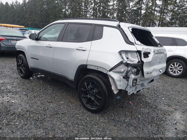 3C4NJDBN3ST560748 Jeep Compass Latitude 4x4