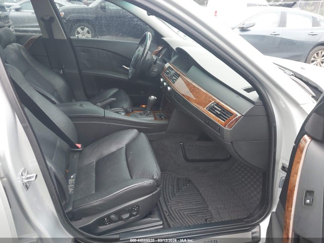 Продажа на аукционе авто 2007 Bmw 530xi, vin: WBANF73527CU26489, номер лота: 44588520