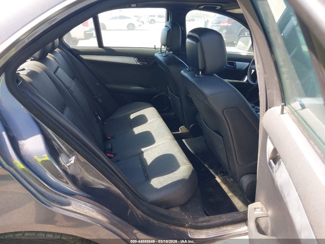 44588546 :رقم المزاد ، WDDGF81X48F079128 vin ، 2008 Mercedes-benz C 300 Luxury 4matic/sport 4matic مزاد بيع