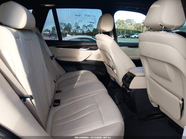 44588584 :رقم المزاد ، 5UXKR2C37H0U22423 vin ، 2017 Bmw X5 Sdrive35i مزاد بيع