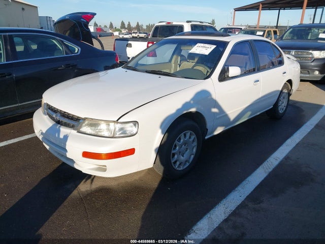 1997 NISSAN MAXIMA JN1CA21D8VT837434 Photo 1