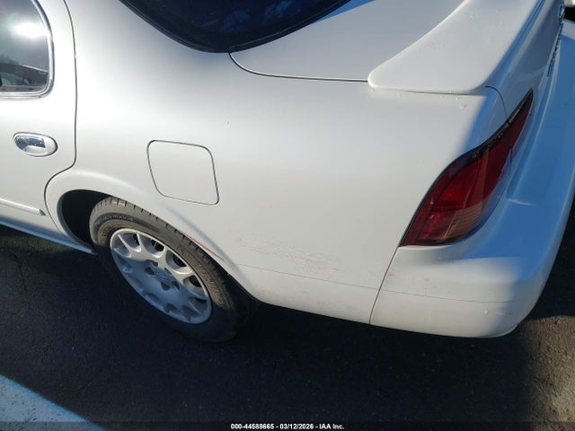 1997 NISSAN MAXIMA JN1CA21D8VT837434 Photo 5