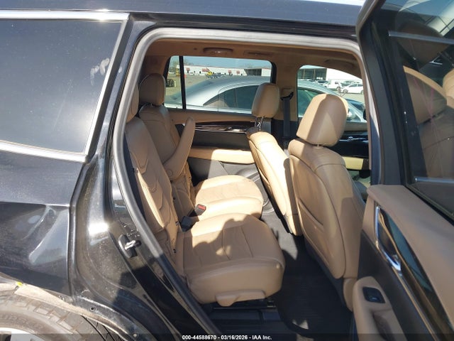 2020 Cadillac Xt6 Fwd Premium Luxury მანქანა იყიდება აუქციონზე, vin: 1GYKPERS5LZ234666, აუქციონის ნომერი: 44588670