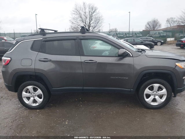 Jeep Compass Latitude 4x4 2018 3C4NJDBB4JT455530 Image 13