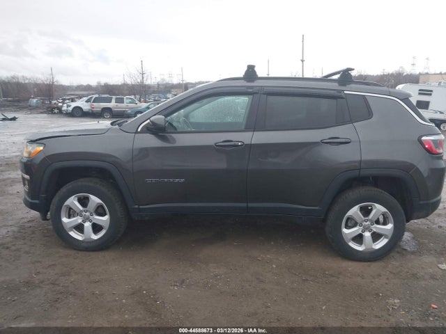 Jeep Compass Latitude 4x4 2018 3C4NJDBB4JT455530 Image 14