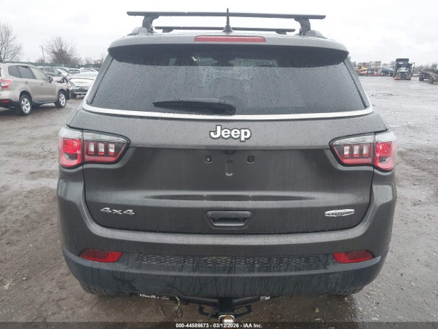 Jeep Compass Latitude 4x4 2018 3C4NJDBB4JT455530 Image 16