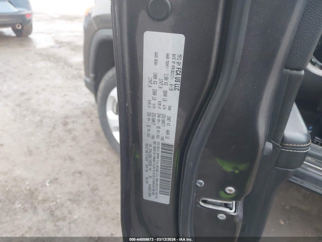 Jeep Compass Latitude 4x4 2018 3C4NJDBB4JT455530 Image 9