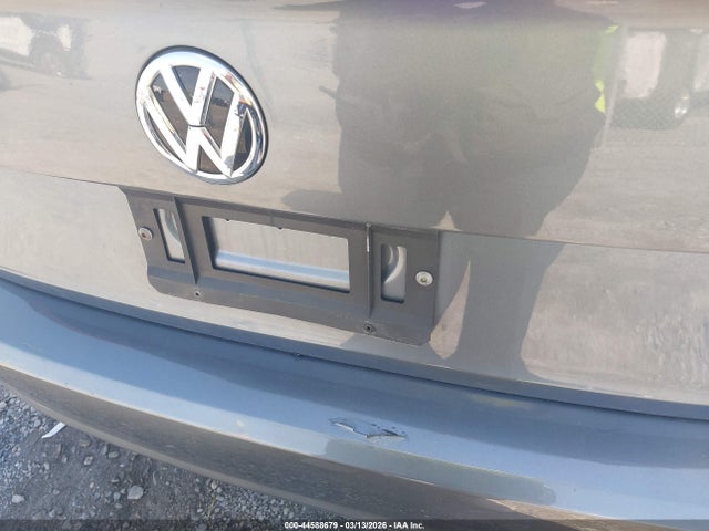 44588679 :رقم المزاد ، 3VWCB7BU2KM218616 vin ، 2019 Volkswagen Jetta 1.4t R-line/1.4t S/1.4t Se مزاد بيع