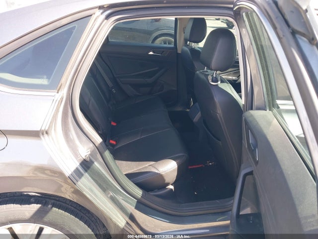 44588679 :رقم المزاد ، 3VWCB7BU2KM218616 vin ، 2019 Volkswagen Jetta 1.4t R-line/1.4t S/1.4t Se مزاد بيع