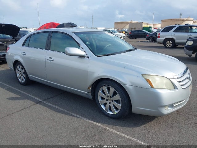 2005 Toyota Avalon Xls მანქანა იყიდება აუქციონზე, vin: 4T1BK36BX5U056861, აუქციონის ნომერი: 44588678