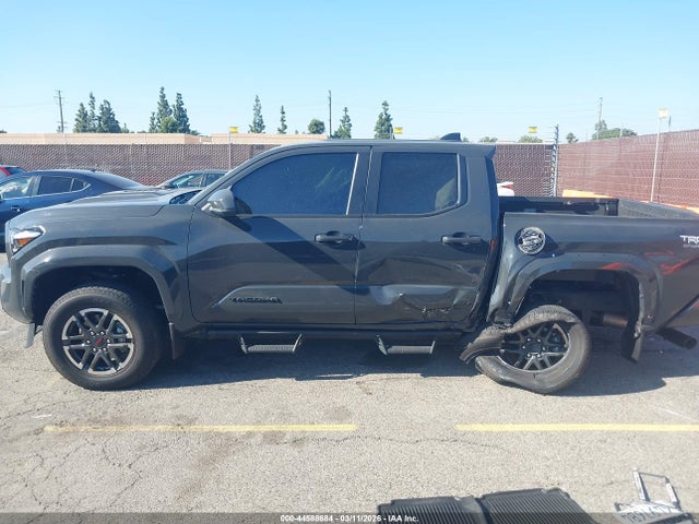 Продаж на аукціоні авто 2024 Toyota Tacoma Trd Sport, vin: 3TMLB5JN4RM065233, номер лоту: 44588684