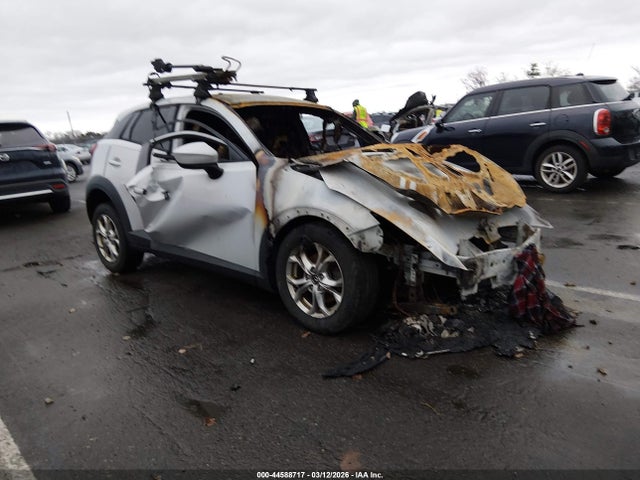 2018 MAZDA CX-3 JM1DKFB79J0315650