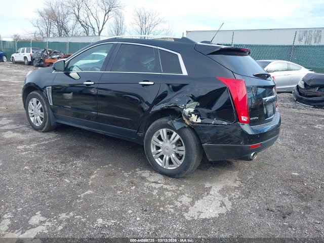 2015 CADILLAC SRX 3GYFNEE31FS518965 Photo 2