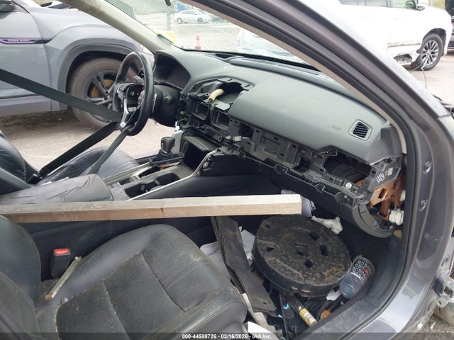 1HGCV1F93JA049538 Honda Accord Touring