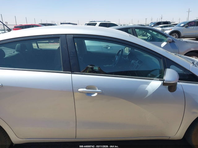 44588742 :رقم المزاد ، KNADN4A38E6381147 vin ، 2014 Kia Rio Ex مزاد بيع