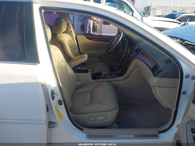 Aukcja sprzedaży 2004 Lexus Es 330, vin: JTHBA30G045052238, numer aukcji: 44588769