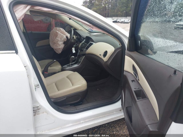 1G1P75SZ4F7158563 Chevrolet Cruze Diesel