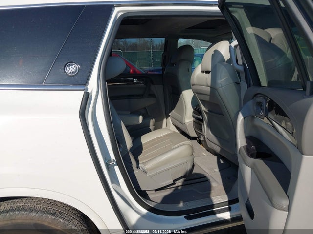 2015 Buick Enclave Leather მანქანა იყიდება აუქციონზე, vin: 5GAKRBKD2FJ268501, აუქციონის ნომერი: 44588858