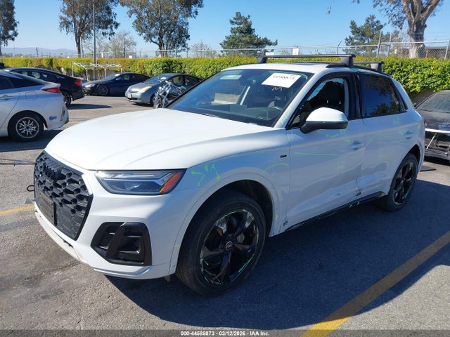 Продаж на аукціоні авто 2022 Audi Q5 Premium Plus 45 Tfsi S Line Quattro S Tronic, vin: WA1EAAFY2N2008113, номер лоту: 44588873