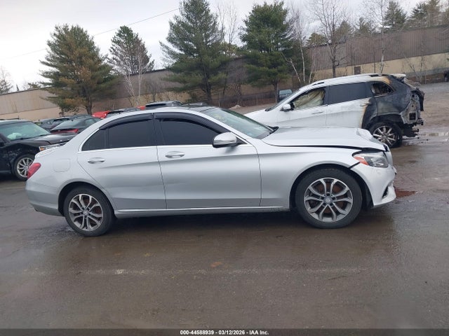 Продажа на аукционе авто 2016 Mercedes-benz C 300 4matic, vin: 55SWF4KB4GU175974, номер лота: 44588939