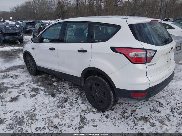 2017 FORD ESCAPE 1FMCU0F77HUD23869 Photo 2