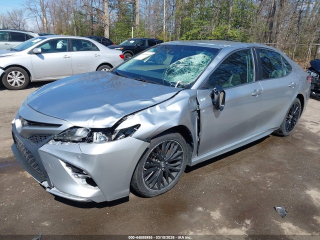 44588995 :رقم المزاد ، 4T1B11HK3JU043660 vin ، 2018 Toyota Camry Se مزاد بيع