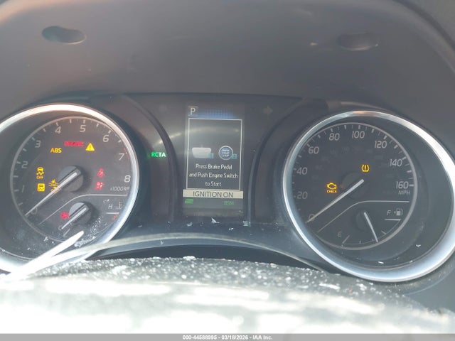 44588995 :رقم المزاد ، 4T1B11HK3JU043660 vin ، 2018 Toyota Camry Se مزاد بيع