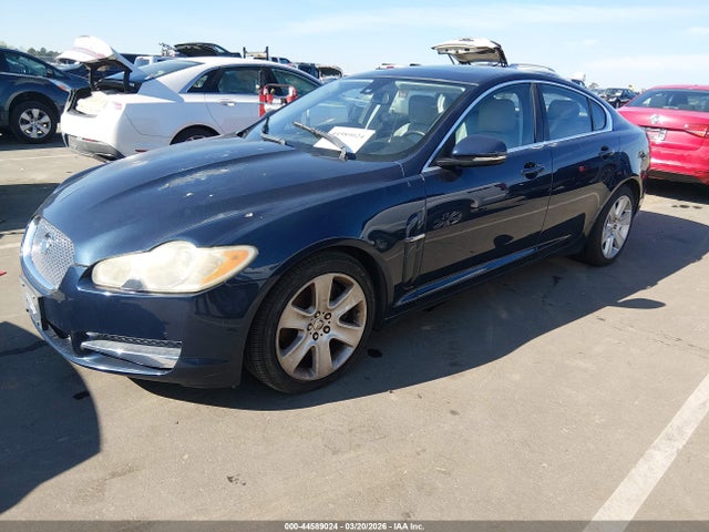 2011 JAGUAR XF SAJWA0FB8BLR94626 Photo 1
