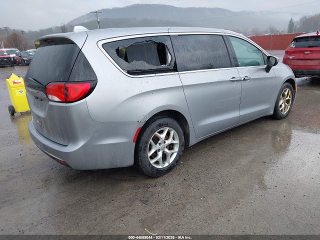 Auction sale of the 2017 Chrysler Pacifica Touring Plus, vin: 2C4RC1BG4HR781976, lot number: 44589044