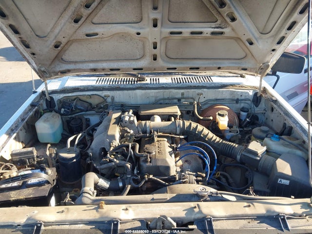 44589060 :رقم المزاد ، JM2UF3143L0929716 vin ، 1990 Mazda B2600 Cab Plus مزاد بيع