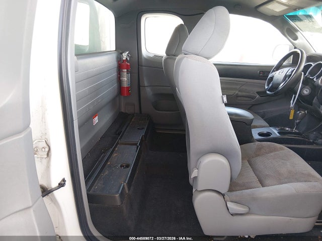 Toyota Tacoma 2015 5TFTX4CN0FX054504 Image 8