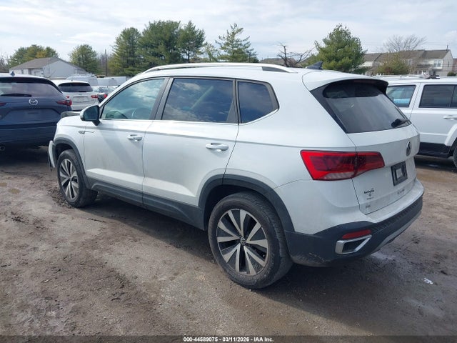 44589075 :رقم المزاد ، 3VVWX7B2XNM016452 vin ، 2022 Volkswagen Taos 1.5t Se مزاد بيع
