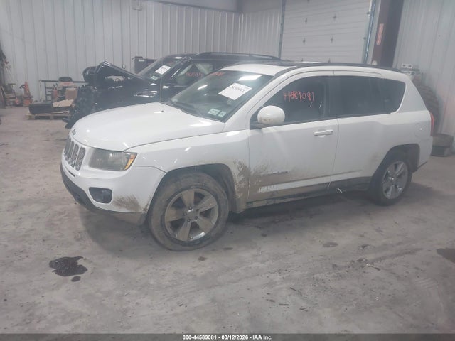 2014 Jeep Compass Latitude მანქანა იყიდება აუქციონზე, vin: 1C4NJDEB9ED599842, აუქციონის ნომერი: 44589081