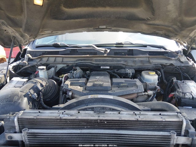 3C6UR4FLXHG707458 RAM 2500 Laramie Longhorn 4x2 6&#039;4 Box