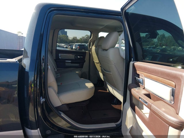 3C6UR4FLXHG707458 RAM 2500 Laramie Longhorn 4x2 6&#039;4 Box