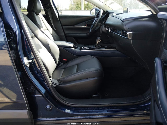 2021 Mazda Cx-30 Preferred მანქანა იყიდება აუქციონზე, vin: 3MVDMACL2MM211736, აუქციონის ნომერი: 44589141