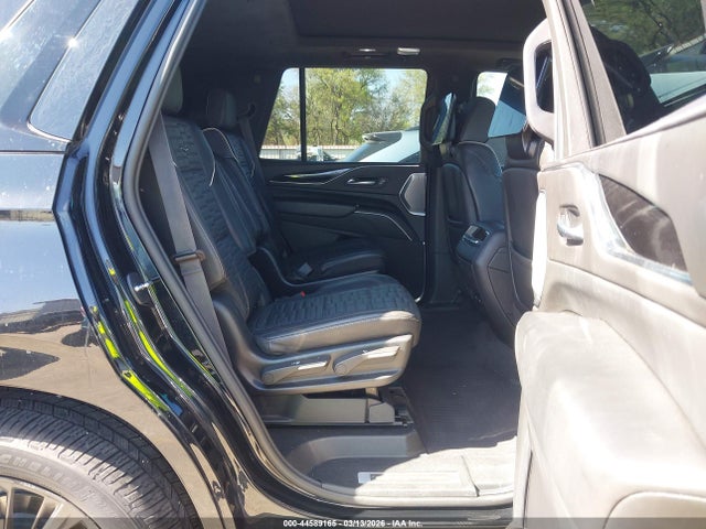 Продажа на аукционе авто 2023 Cadillac Escalade 4wd V-series, vin: 1GYS4HK94PR343742, номер лота: 44589165