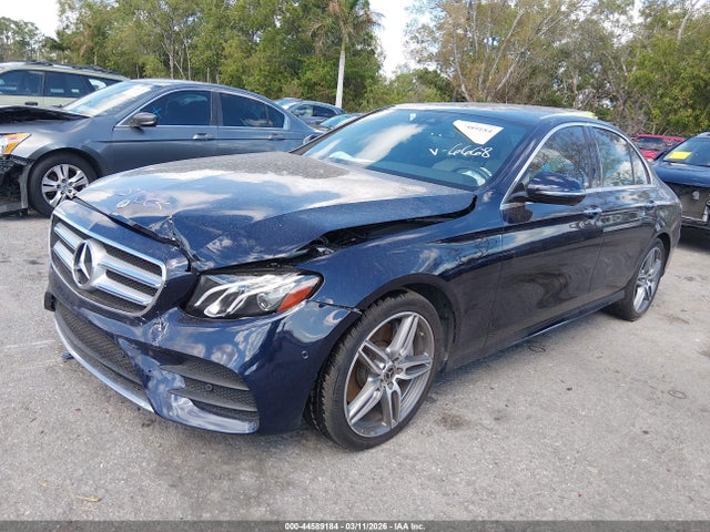 2018 MERCEDES-BENZ E 300 WDDZF4JB2JA436668 Photo 1