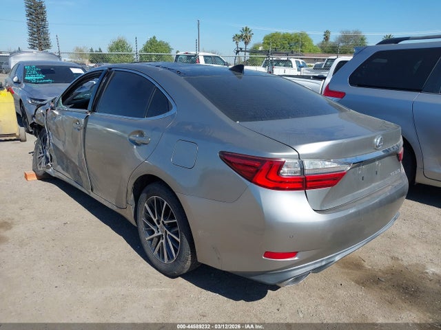 44589232 :رقم المزاد ، JTHBK1GG2G2225898 vin ، 2016 Lexus Es 350 مزاد بيع
