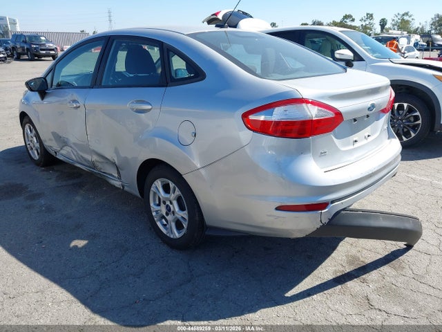 Ford FIESTA SE 2015 3FADP4BJ8FM221593 Image 3