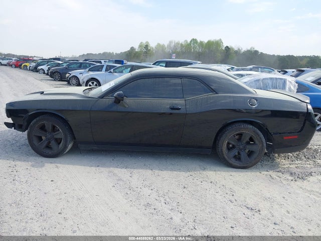 Продажа на аукционе авто 2018 Dodge Challenger Sxt, vin: 2C3CDZAGXJH298303, номер лота: 44589262