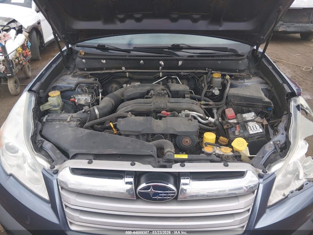 2014 Subaru Outback 2.5i Limited მანქანა იყიდება აუქციონზე, vin: 4S4BRBMC3E3275507, აუქციონის ნომერი: 44589307