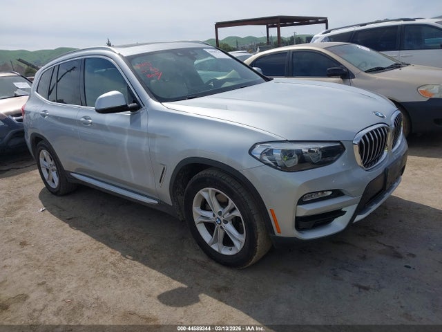 2019 BMW X3 5UXTR7C59KLF24561
