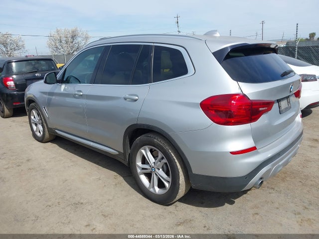 5UXTR7C59KLF24561 BMW X3 Sdrive30i
