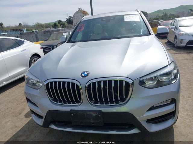 5UXTR7C59KLF24561 BMW X3 Sdrive30i