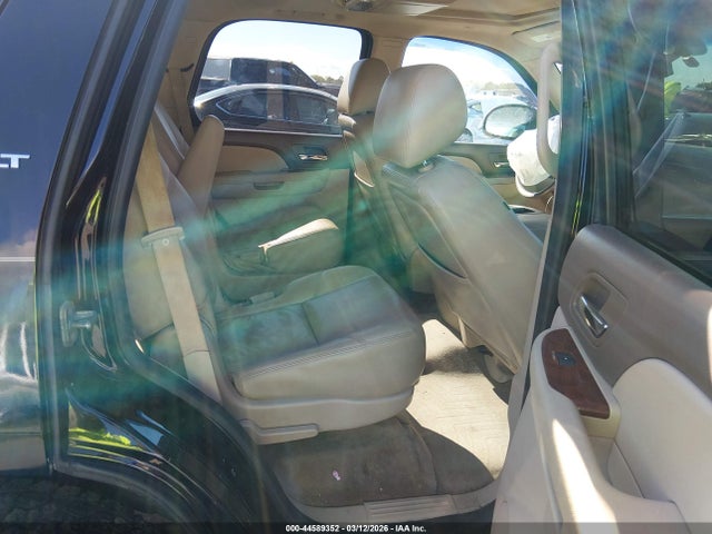 44589352 :رقم المزاد ، 1GKS2CE08DR314983 vin ، 2013 Gmc Yukon Slt مزاد بيع