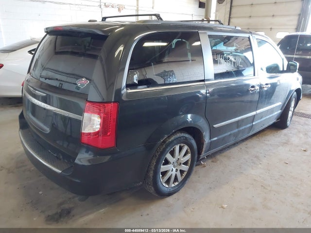 2011 CHRYSLER TOWN & COUNTRY 2A4RR8DG5BR797934 Photo 3