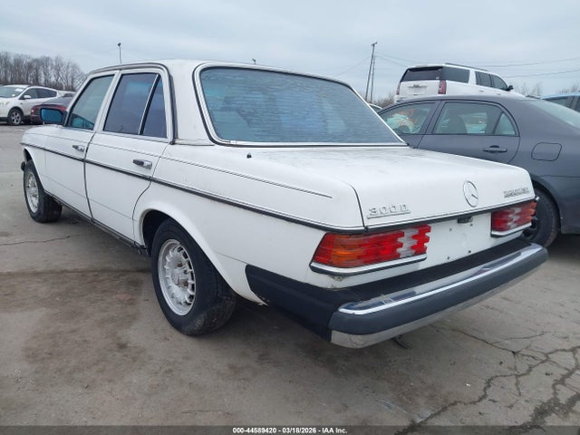 1985 MERCEDES-BENZ 300 WDBAB33C6FA229404 Photo 2