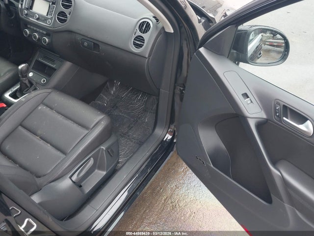2014 Volkswagen Tiguan Sel მანქანა იყიდება აუქციონზე, vin: WVGBV3AX8EW611336, აუქციონის ნომერი: 44589439