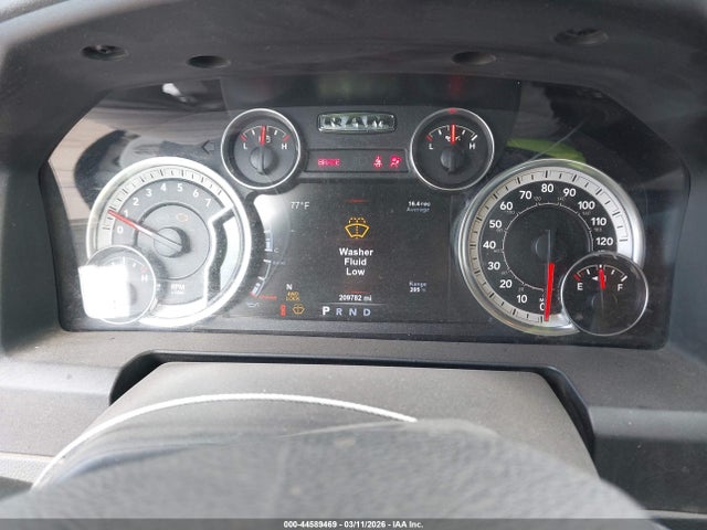 44589469 :رقم المزاد ، 1C6RR7LT2HS634848 vin ، 2017 Ram 1500 Lone Star Silver  4x4 5'7 Box مزاد بيع